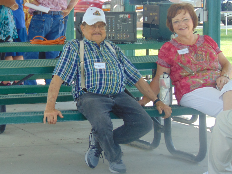 author Dr. Jerry and his wife Donna at alumni picnic (2018)